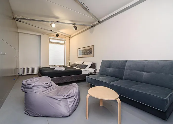 Hidden Submarine Apartment Wilna